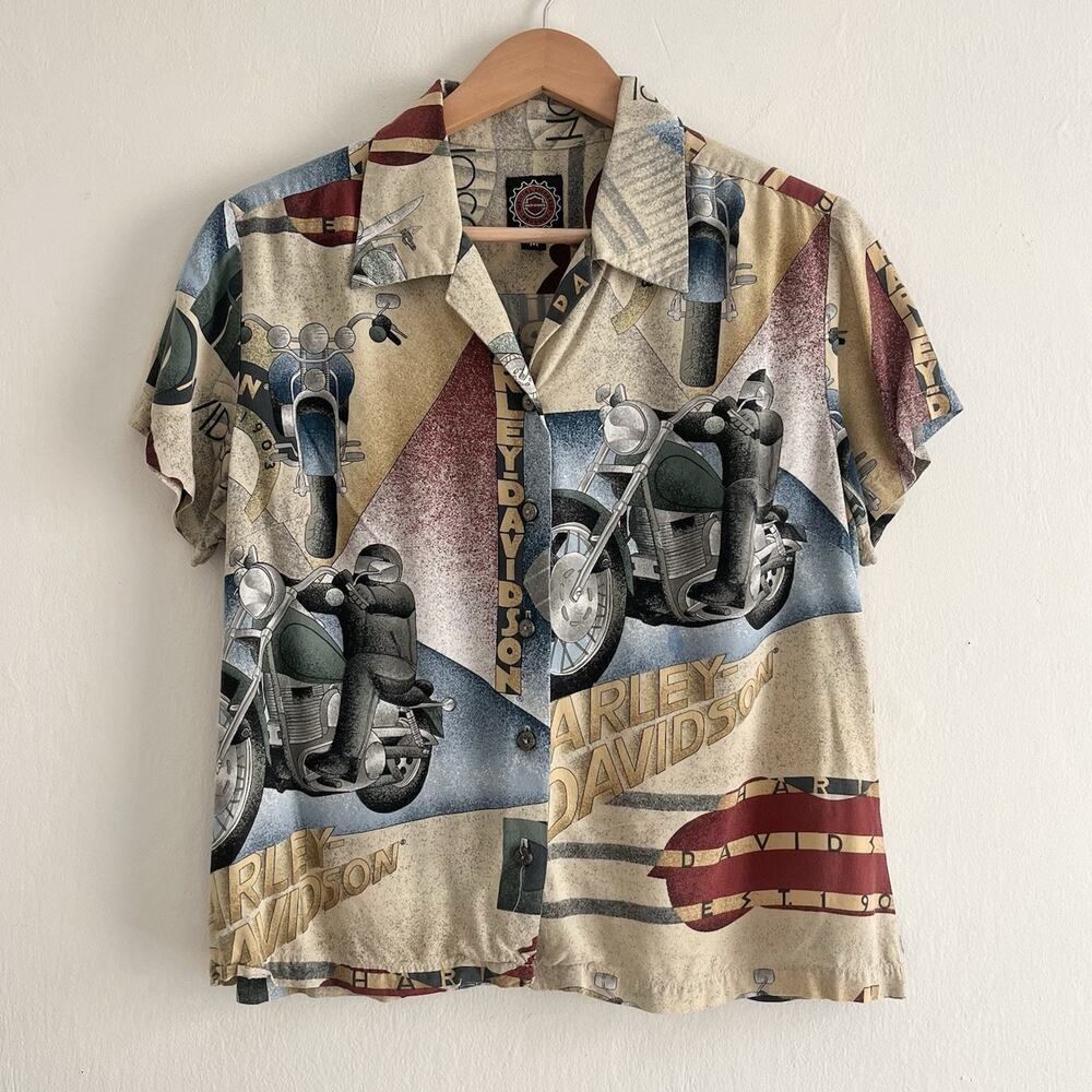 Harley-Davidson Short Sleeve Button-Up Motorcycle Graphic Print